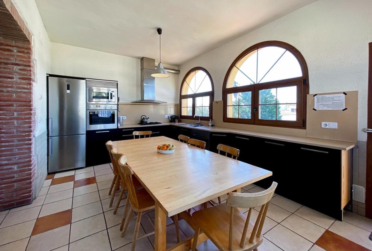 Ampuriahome Villa Hosting 15, Pool & Mooring Empuriabrava Bagian luar foto